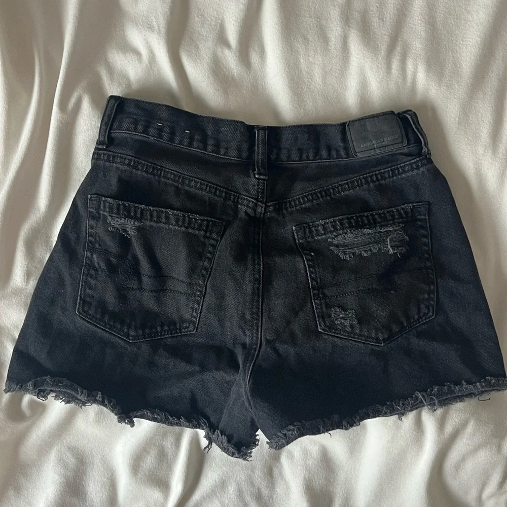 Black American Eagle Jean Shorts - Picture 2 of 4